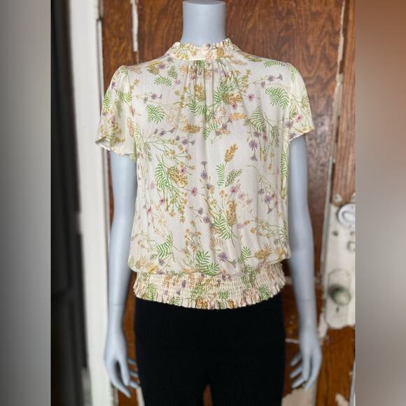 ROSE & OLIVE Spring Floral High-Neck Top sz M | Color: Cream - Picture 1 of 11